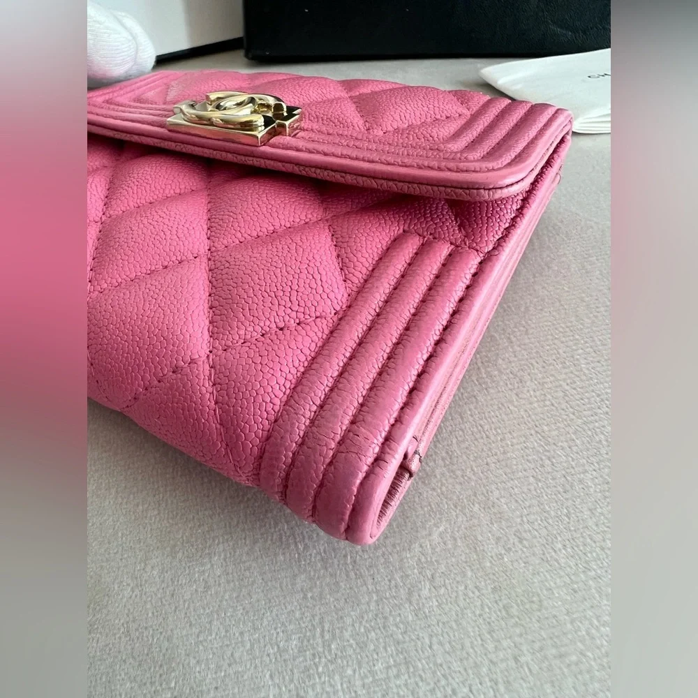 CHANEL  Caviar Leather Boy Flap Wallet Quilted Pink Great Condition/ Great Deal